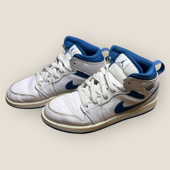 Nike Air Jordan 1 Mid White/Blue – Kids’ Size 3Y - Picture 8 of 13